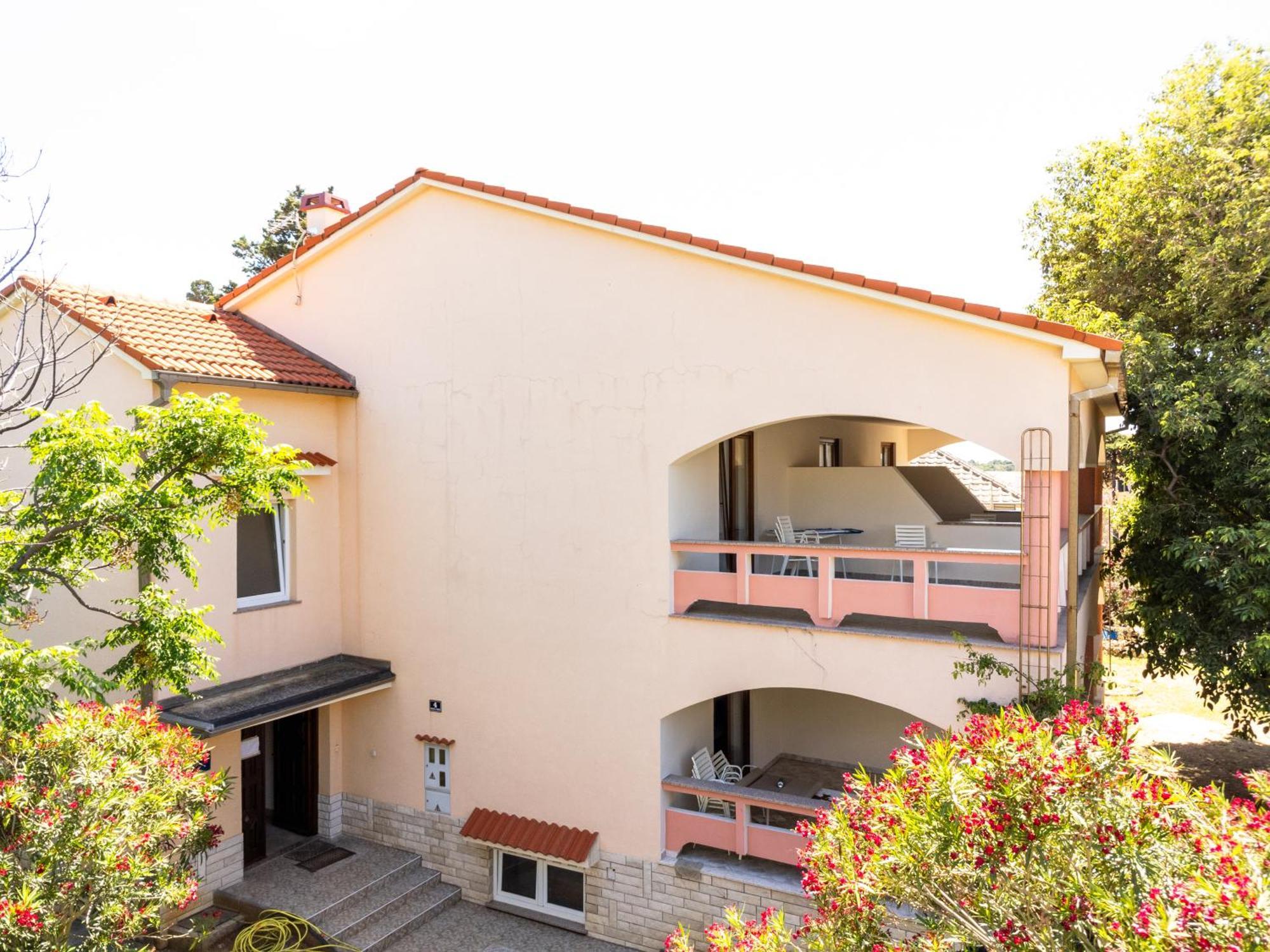 Villa Barbara Oasis Central Suite With Terrace 诺瓦利娅 外观 照片