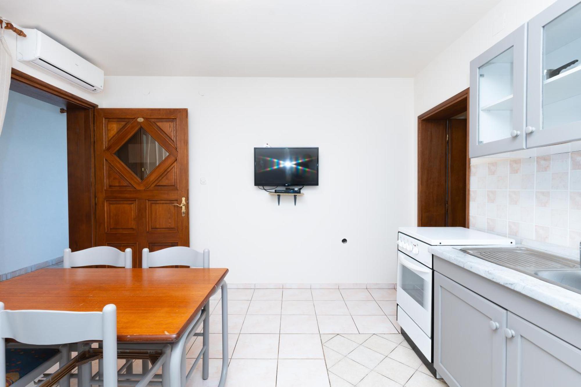 Villa Barbara Oasis Central Suite With Terrace 诺瓦利娅 外观 照片