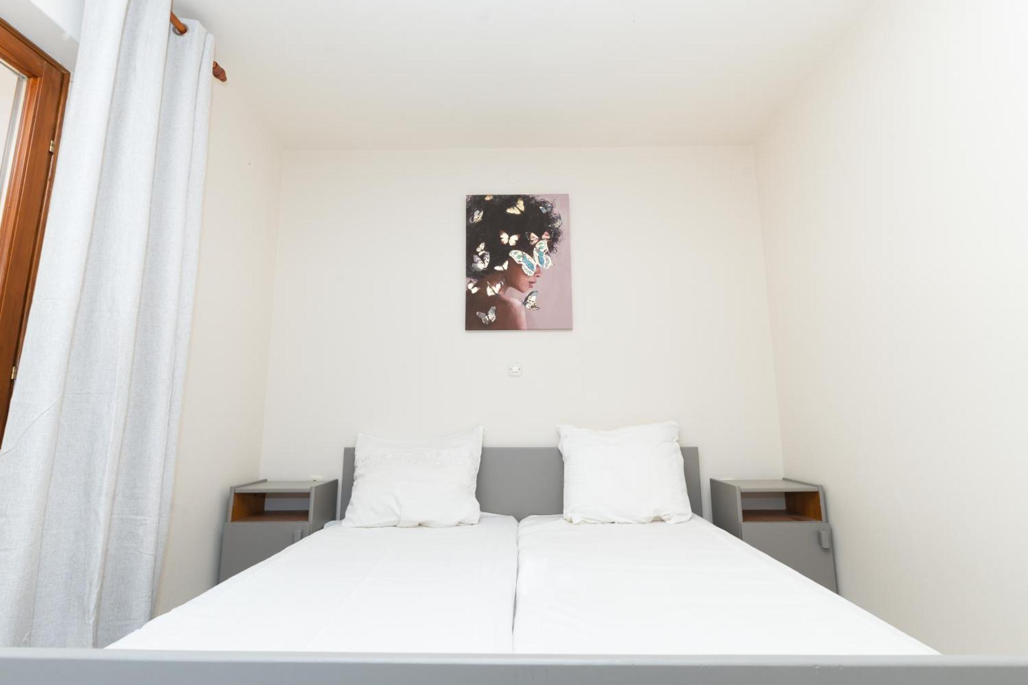 Villa Barbara Oasis Central Suite With Terrace 诺瓦利娅 外观 照片