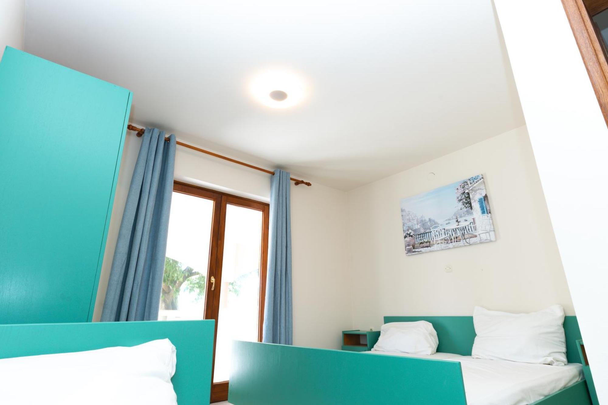 Villa Barbara Oasis Central Suite With Terrace 诺瓦利娅 外观 照片